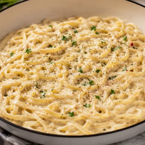 One Pot Creamy Garlic Pasta